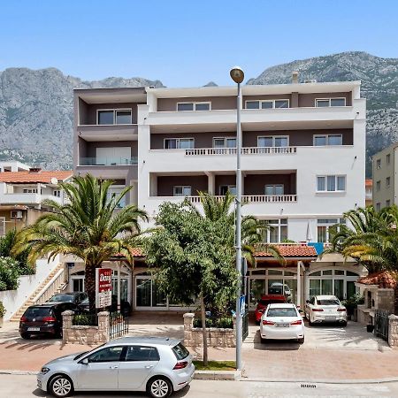 Apartments Dany Makarska Exterior photo