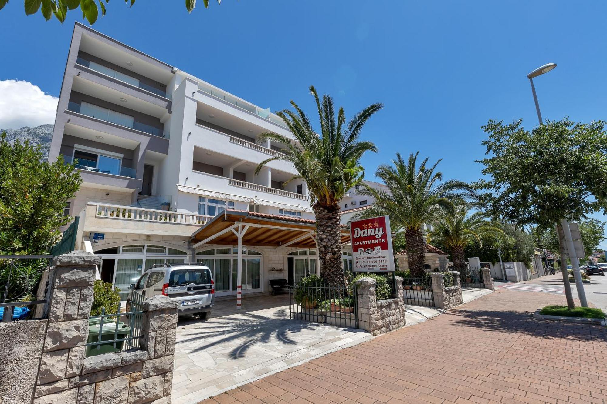 Apartments Dany Makarska Exterior photo